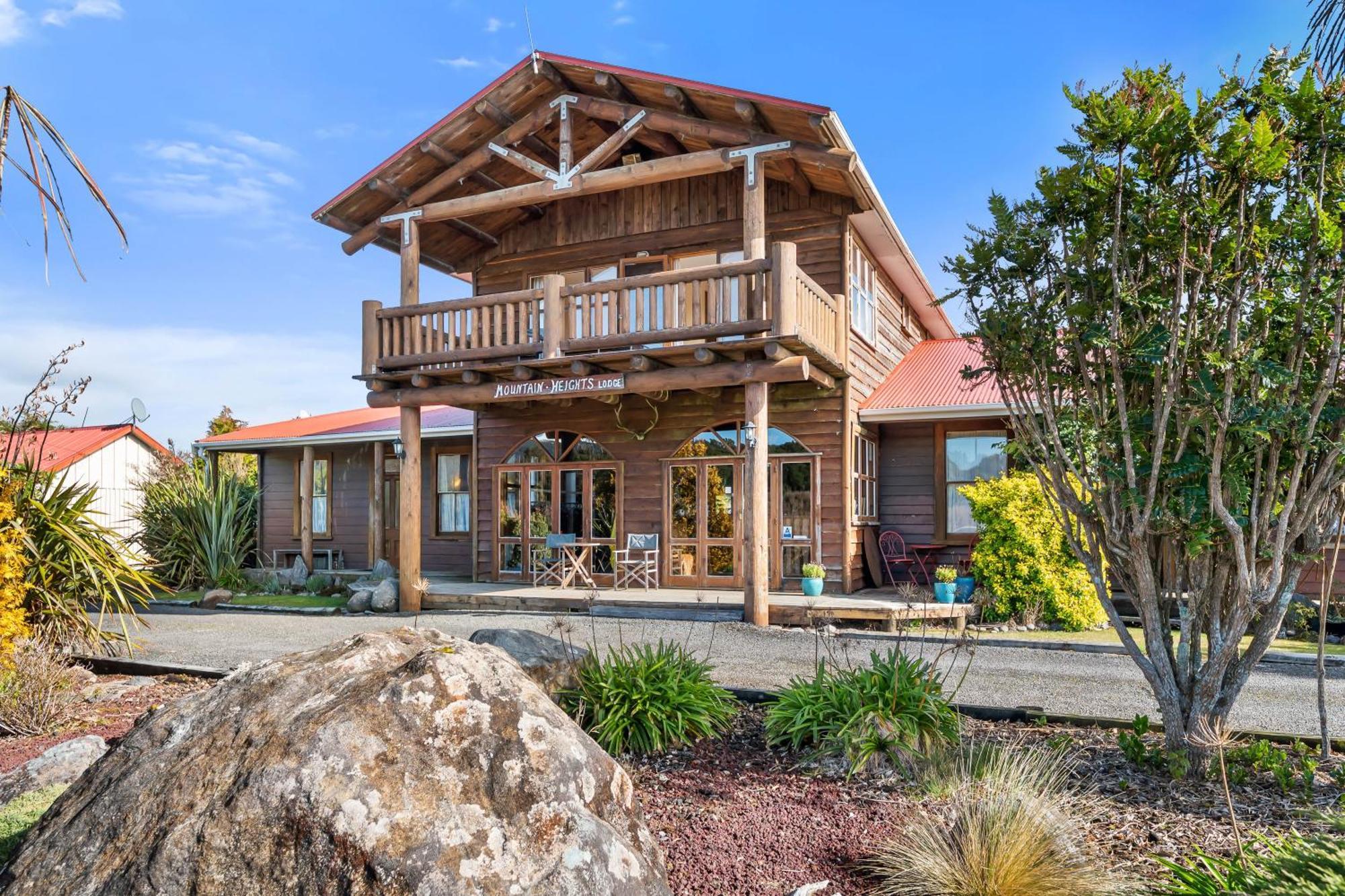 Mountain Heights Lodge เนชันแนลพาร์ค ภายนอก รูปภาพ